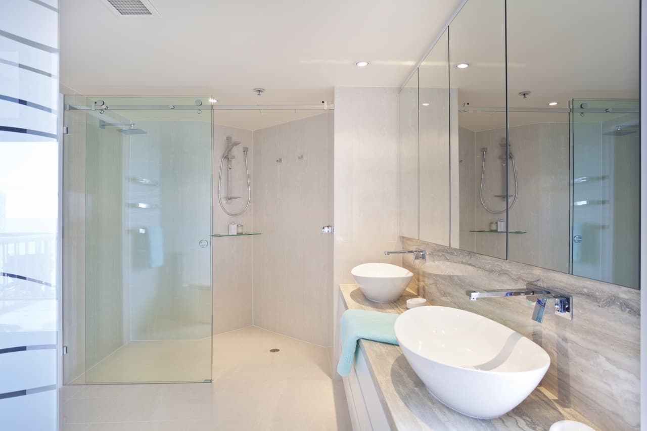 ICE WHITE QUARTZ PROJECT IN ELK GROVE VILLAGE image 2